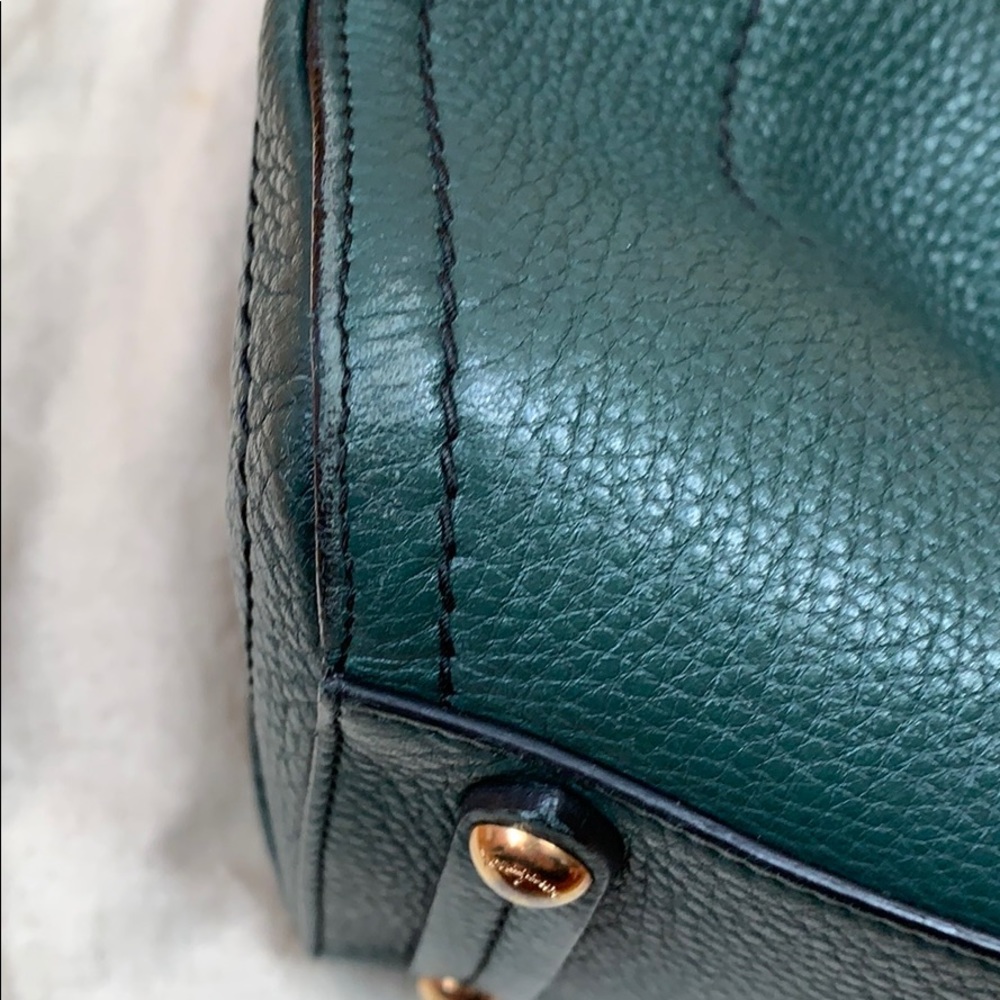 Salvatore Ferragamo handbag - Picture 4 of 15